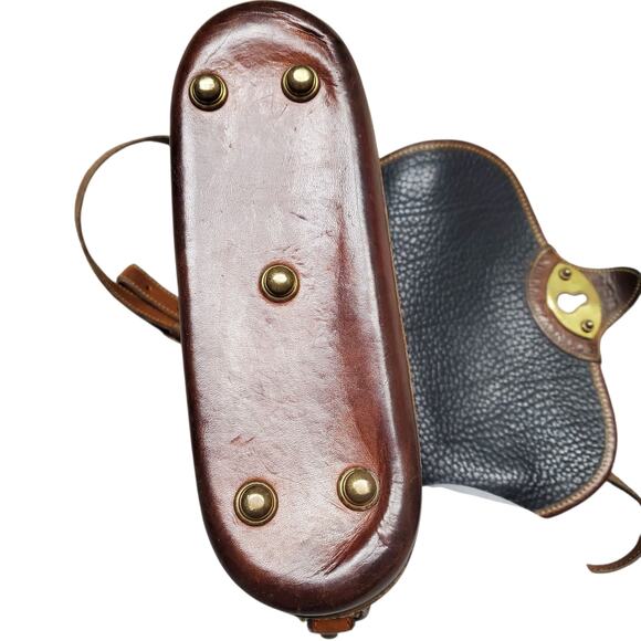 Vintage Dooney & Bourke Cavalry Spectator Bag Black Pebbled Leather - Picture 4 of 15